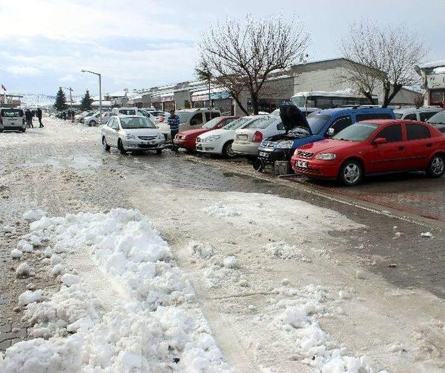 (özel Haber) Kar Ve Dondurucu Hava İkinci El Araç Satışlarını Da Dondurdu