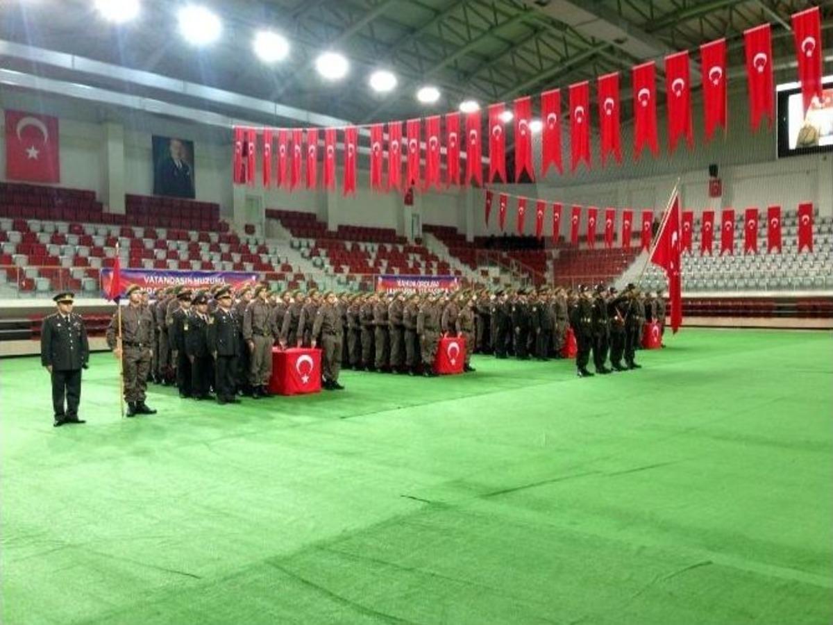 Kısa D&ouml;nem Askerler Yemin Etti