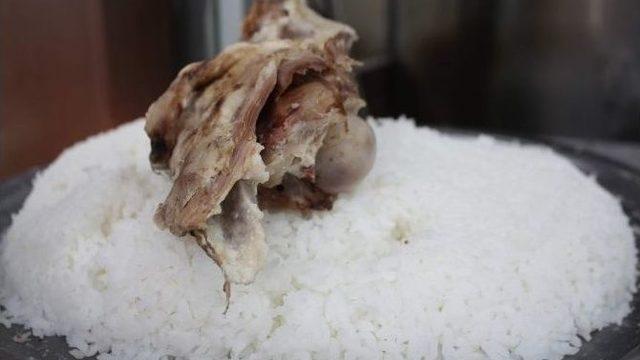 (özel Haber)- Gaziantep’in Asırlık Lezzeti ‘ Beyran Ve Paça ’ Vatandaşlardan Yoğun İlgi Görüyor