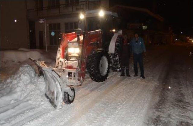 İlçe Yolunu Karayolları Yerine Belediye Açtı