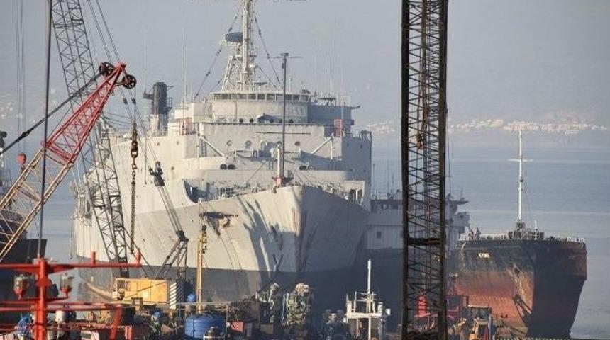 Ab Bayraklı Hurda Gemiler T&uuml;rkiye&rsquo;de S&ouml;k&uuml;lecek