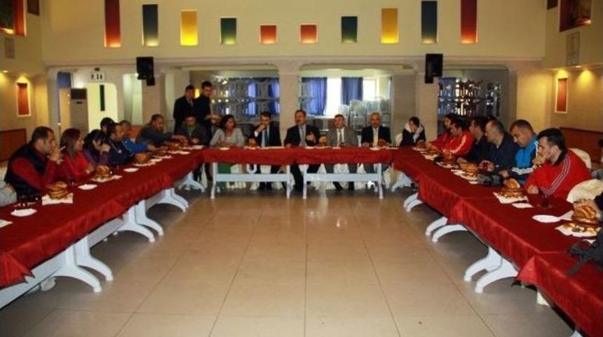 &Ccedil;ubuk&rsquo;ta Sportif Faaliyetler Masaya Yatırıldı