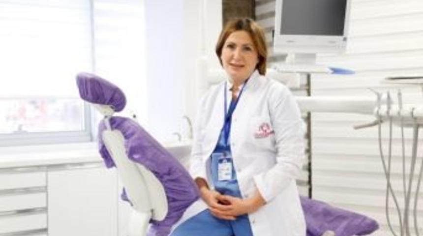 Sigaranın Etkileri Ağız İ&ccedil;inden Belli Oluyor