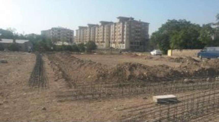 Tuzluca’da Basketbol Tesisinin Çalışmaları Devam Ediyor