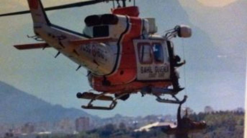 Antalya&rsquo;da Dağda Yaralanan Avcı Helikopterle Kurtarıldı