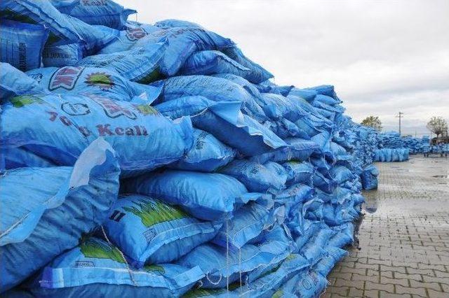 İnegöl Belediyesi’nden Bin 200 Aileye 700 Ton İthal Kömür 3