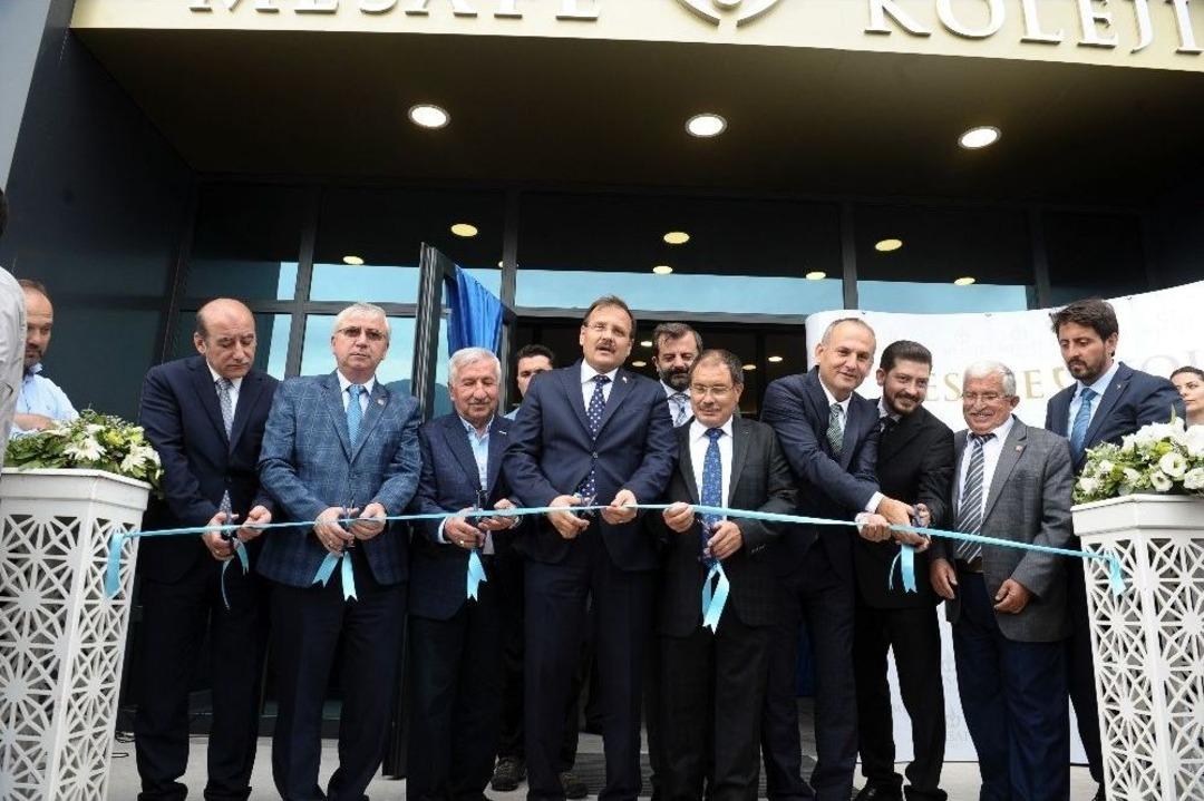 &Ccedil;avuşoğlu: &ldquo;fet&ouml; Elebaşı &Ccedil;aldığı Sermayelerle Abd&rsquo;de Sefa S&uuml;rmenin Peşinde&rdquo;