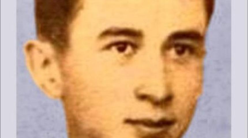Devrekli Şair R&uuml;şt&uuml; Onur &Ouml;l&uuml;m&uuml;n&uuml;n 72. Yıld&ouml;n&uuml;m&uuml;nde Anılacak