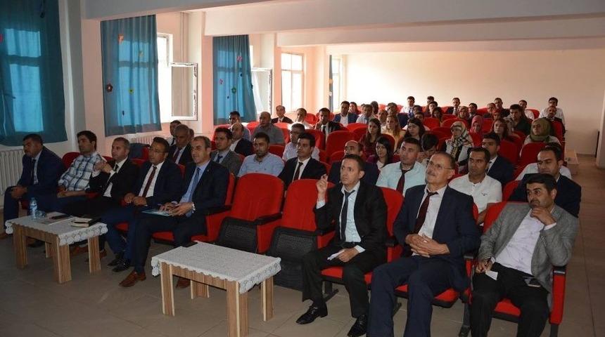 G&uuml;roymak&rsquo;ta Okul M&uuml;d&uuml;rleri Toplantısı