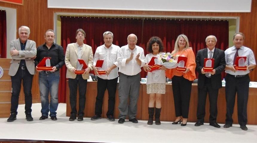 Hizmet Binası Proje Yarışmasında Dereceye Girenlere Ödülleri Verildi