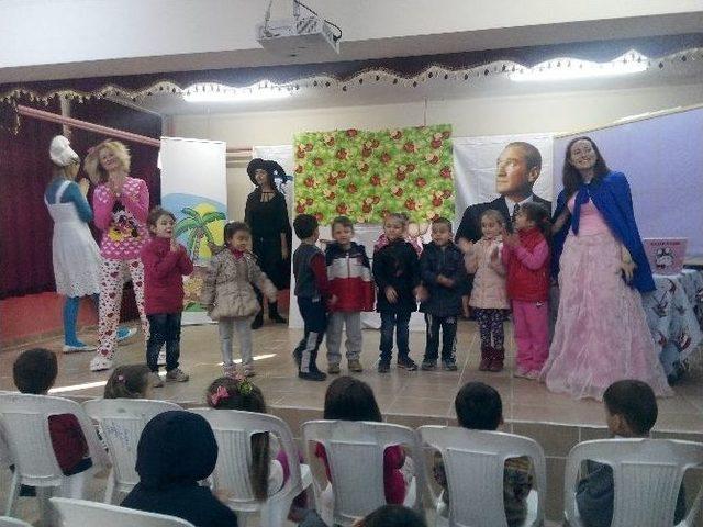 Sosyal G&uuml;venlik Bilinci Tiyatroyla Anlatıldı 1