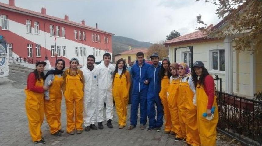 Bilin&ccedil;li Gen&ccedil;ler Kul&uuml;b&uuml;nden Anaokuluna &Ouml;rnek &Ccedil;alışma