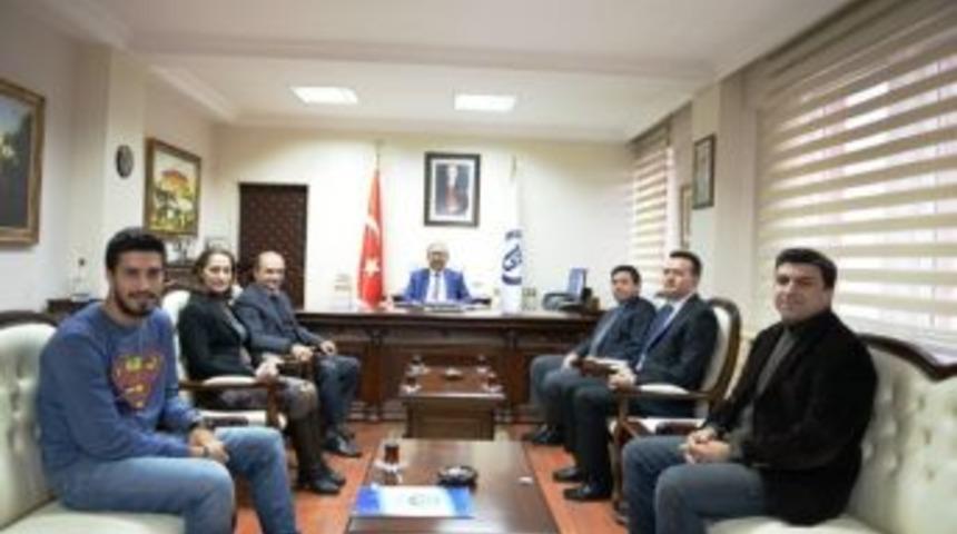 B&uuml; Logo Yarışmasında 2 &Ouml;d&uuml;l Aldı