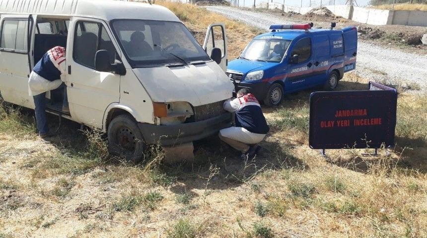 Vedaş Aracını Gasp Eden Ve Emniyete Saldıran Ter&ouml;ristler Tespit Edildi