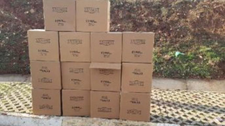 Yolcu Otob&uuml;s&uuml;nden 140 Bin Paket Ka&ccedil;ak Sigara &Ccedil;ıktı