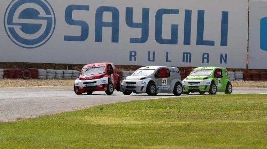 V1 Challenge'da Favoriler Kazandı