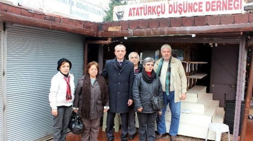 Add B&uuml;fesinin Tahliyesine 10 G&uuml;nl&uuml;k S&uuml;re Verildi