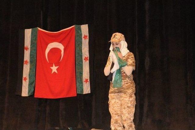 Suriyeli &Ouml;ğrencilerden Tiyatro G&ouml;sterisi 1