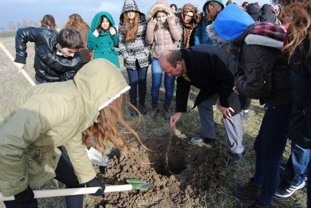 Edirneli Öğrencilerden Örnek Davranış