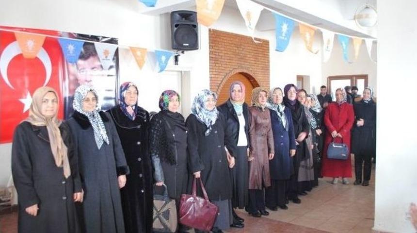 Ak Parti Kadın Kolları İl&ccedil;e Kongreleri Başladı