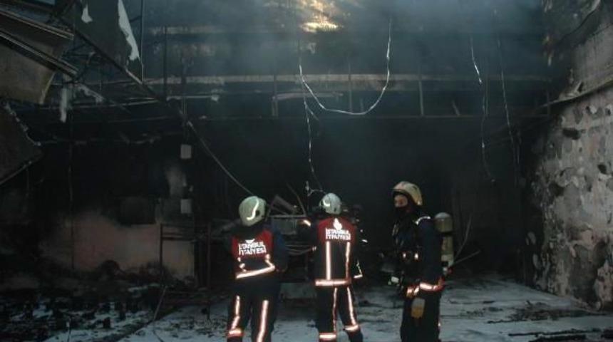 Yeraltı &ccedil;arsısında korkutan yangın