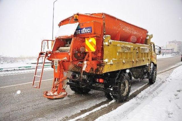 Yeni Yıldırım’da Kar Ulaşıma Engel Değil 1