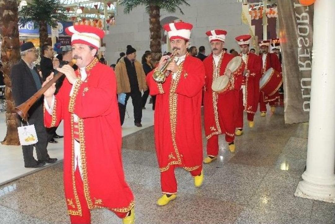 Mersin İstanbul&rsquo;da Tanıtılmaya Başlandı