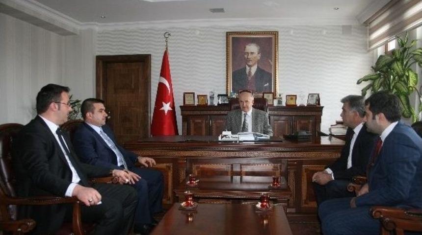 Mhp Y&ouml;neticilerinden Kaymakam Karakuş&rsquo;a Ziyaret