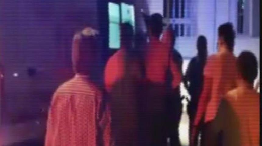 Gen&ccedil; Kızı Mesajla Taciz Ettiği Iddiasıyla D&ouml;v&uuml;ld&uuml;