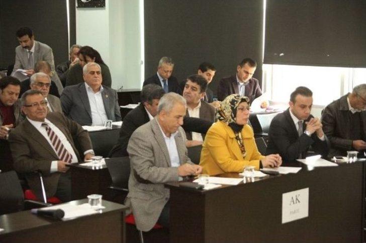 Gökçe Ve Çolak Meclis’i Terketti G3