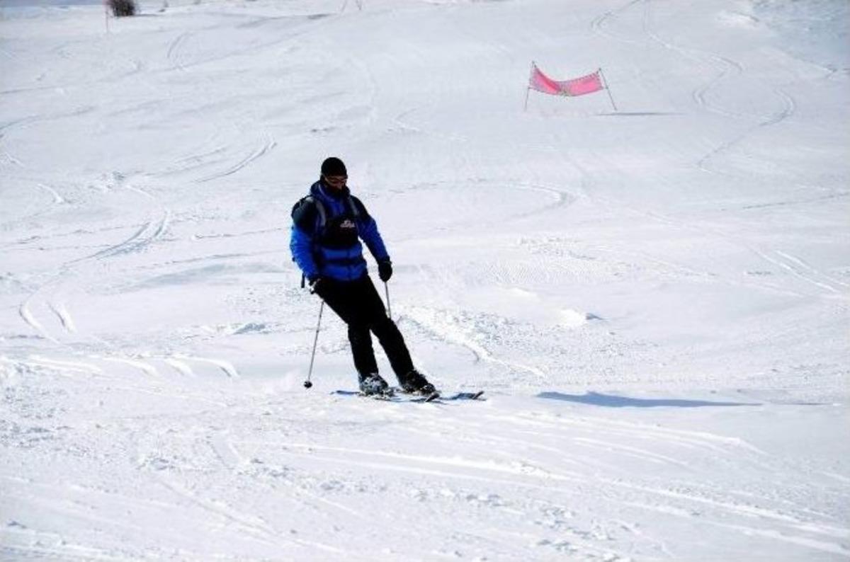 Yıldız Dağı&rsquo;nda Kayak Keyfi