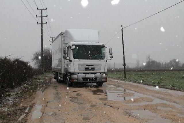 Bursa’da Sanayici Ve Köylülerden Yol İsyanı