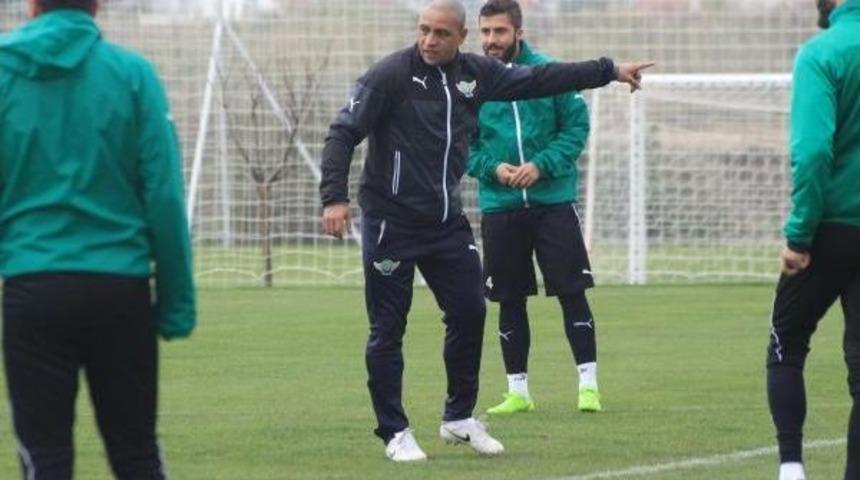 Carlos Hızlı Başladı