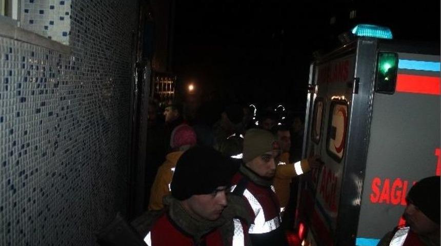 &Ccedil;ığ Altından &Ccedil;ıkartılan İki İş&ccedil;inin Cesedi Morga Getirildi