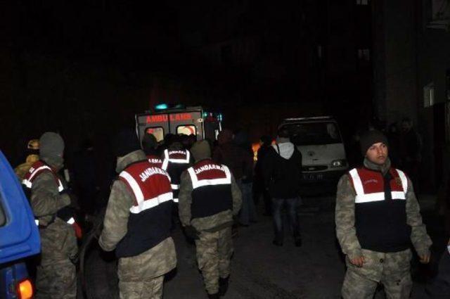 &Ccedil;ığ Altında Kalan Iş&ccedil;ilerin Ailesi Umutlu Bekleyişte (6) 2