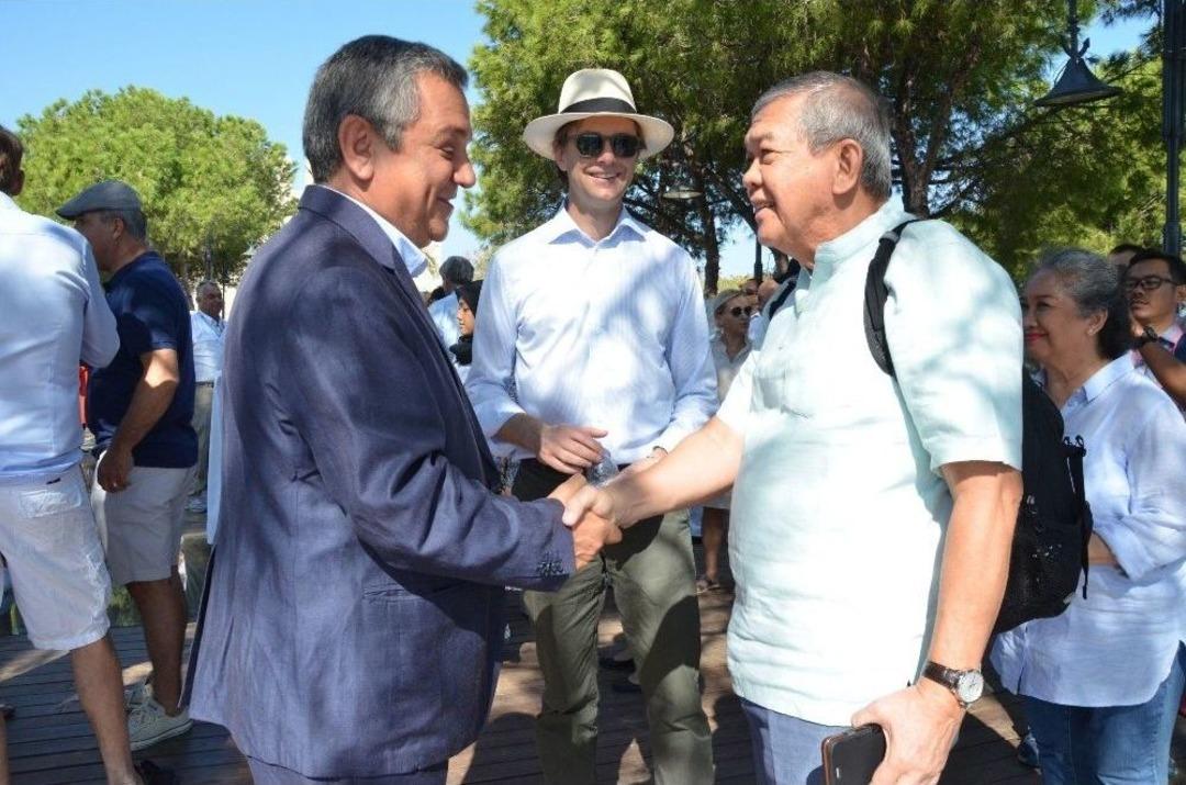 G&uuml;zellik Firmasının D&uuml;nya Genelindeki 6 Bin Temsilcisi Kuşadası&rsquo;nda