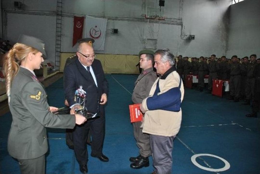 Kısa D&ouml;nem Askerler Yemin Etti