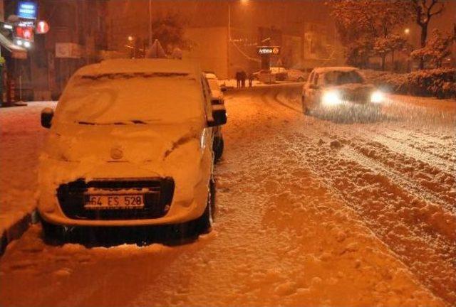 Uşak'ta Eğitime 1 Gün Ara Verildi