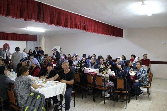 Sivas&rsquo;ta &rsquo;g&ouml;n&uuml;l Sofraları&rsquo; Kuruldu 1