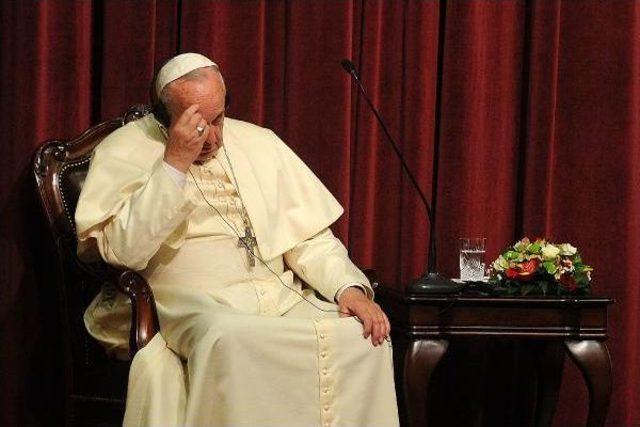 Papa francesco uçakta konuştu (7)