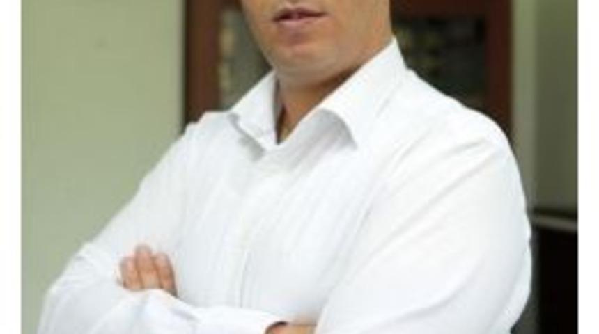 Eğilmez: "ter&ouml;r&uuml; Lanetliyoruz Ama &ldquo;charlie Hebdo&rdquo; Da Değiliz"