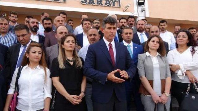 Feyzioğlu Ve Avukatlardan Baro Başkanı'na Saldırı Protestosu (2)