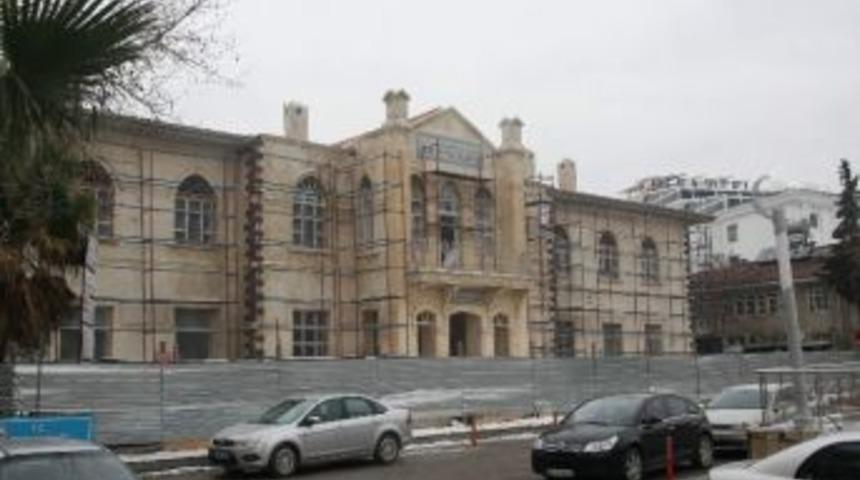 Tarihi H&uuml;k&uuml;met Konağı Restorasyonu Son Aşamaya Geldi