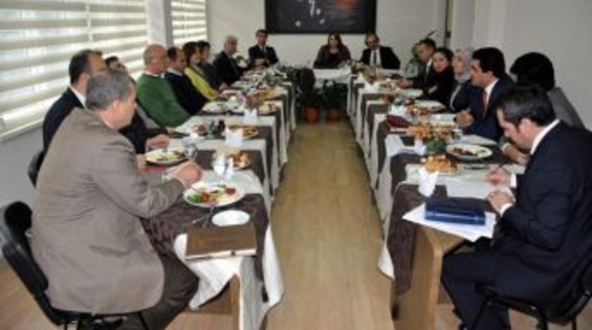 Aydın Meb Akedemisyenlerle Bir Araya Geldi