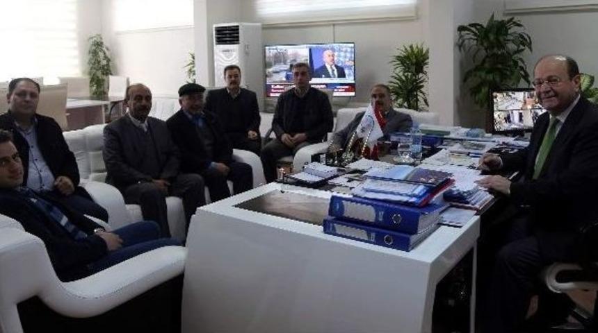 Muhtarlalrdan Başkan &Ouml;zakcan&rsquo;a Teşekk&uuml;r Ziyareti