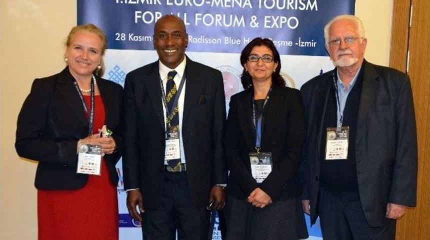 &Ccedil;eşme&rsquo;de Turizmciyi Şoke Eden Gelişme!