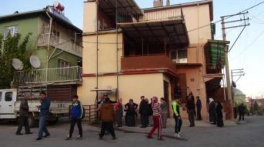 Halatı kopan asans&ouml;rden d&uuml;şen kadın &ouml;ld&uuml;