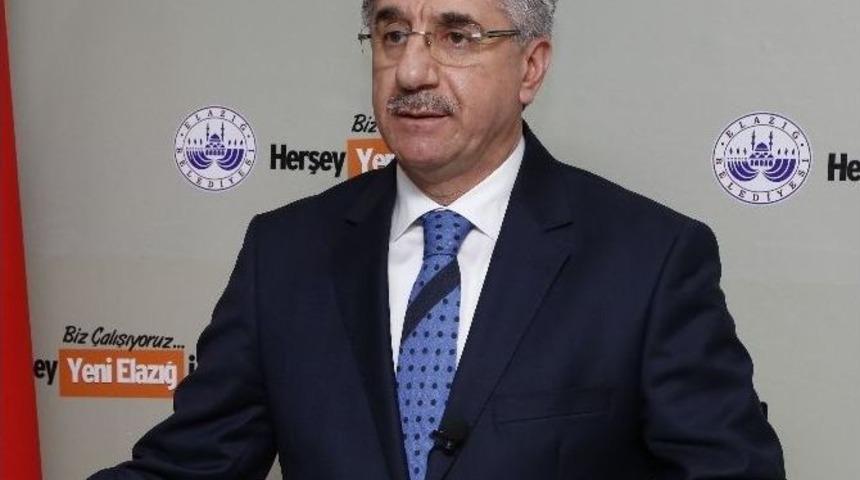 Elazığ&rsquo;da &Ouml;ğrenciler Ulaşımdan &Uuml;cretsiz Yararlanmaya Başladı