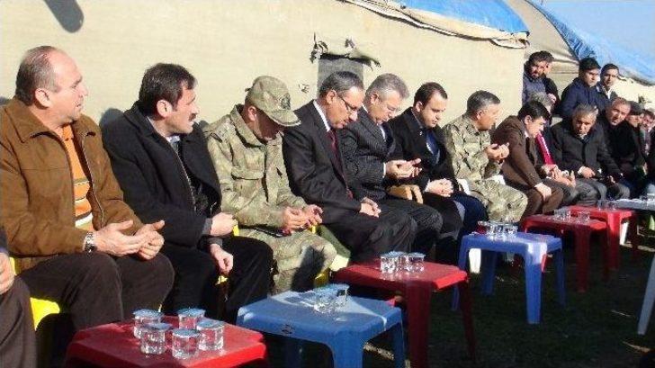 Mardin Valisin Taşkesen’den İntihar Eden Gencin Ailesine Ziyaret G3