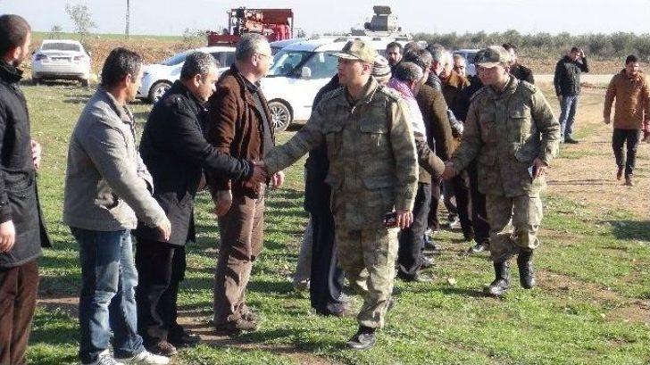 Mardin Valisin Taşkesen’den İntihar Eden Gencin Ailesine Ziyaret G4